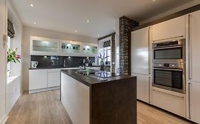 The Old School House - Cosy 3 Bedroom Cottage